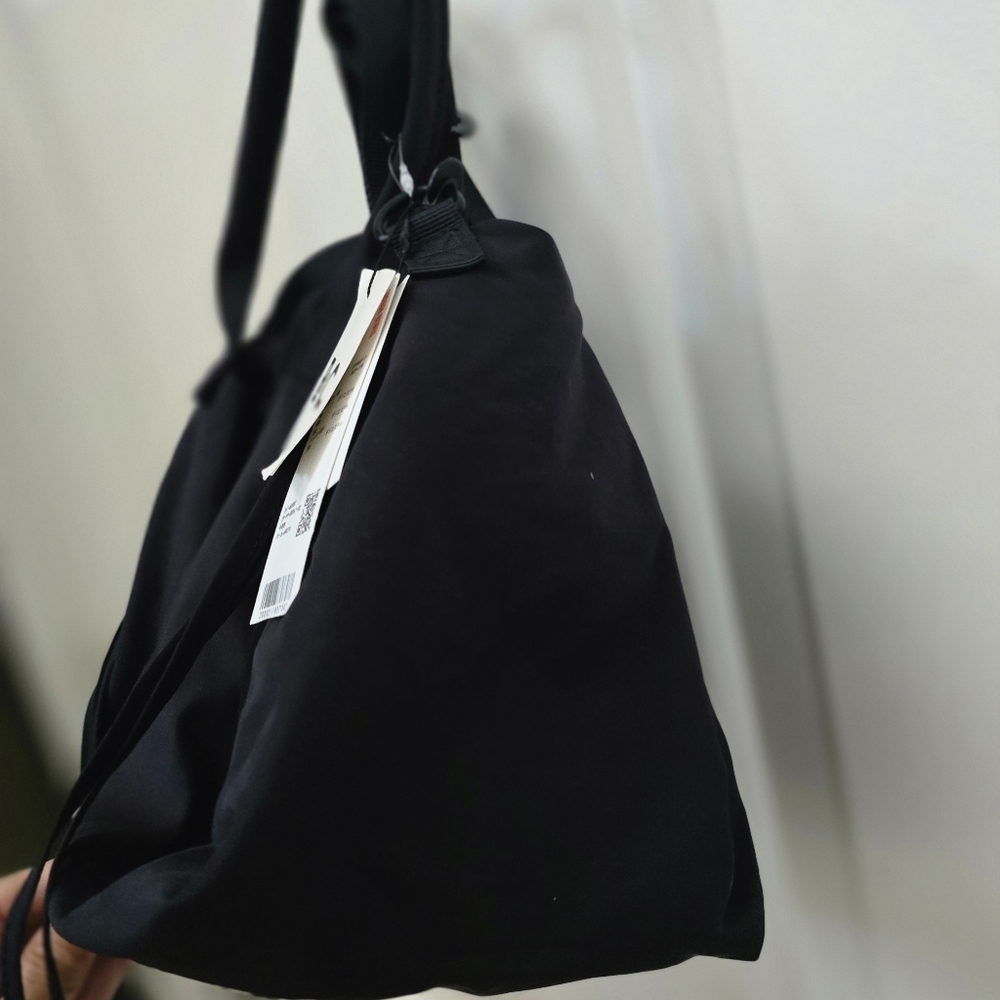 Uniqlo Black  Draw String Bag With Inner Pockets-NWT - Picture 6 of 13